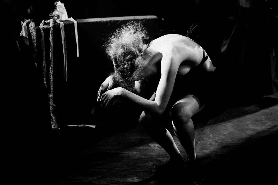 SOME/FASHION : ROBERTS-WOOD AUTUMN/WINTER 2016-2017