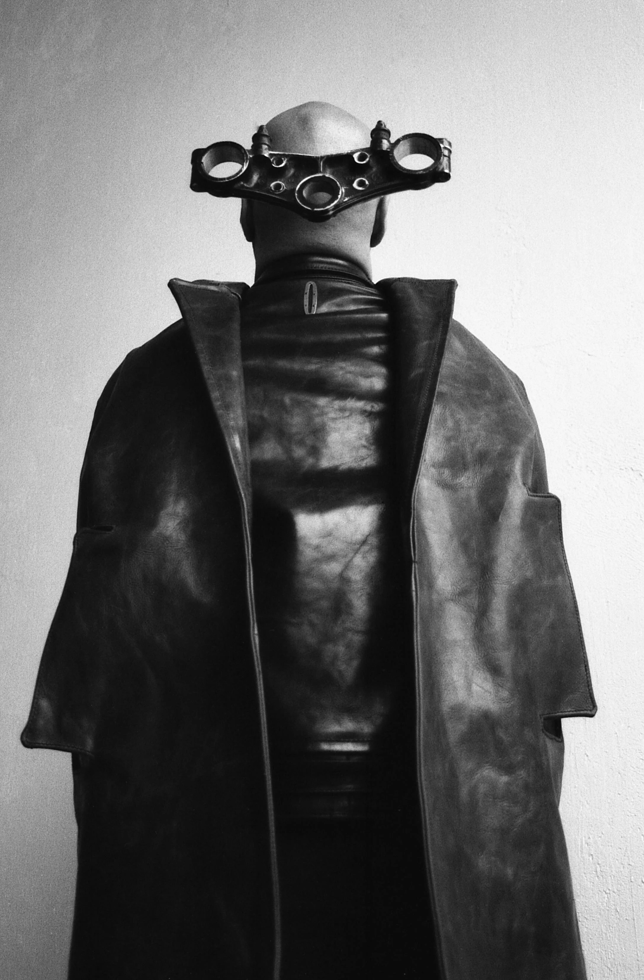 sustain - obscur autumn/winter 2016-2017 Photography Cristina Cipriani Styling Andrei Yakovlev Mich Model Valentin Tszin Furniture design Martin Kallin x OBSCUR Magnetic hangers Yukio Kimura x OBSCUR