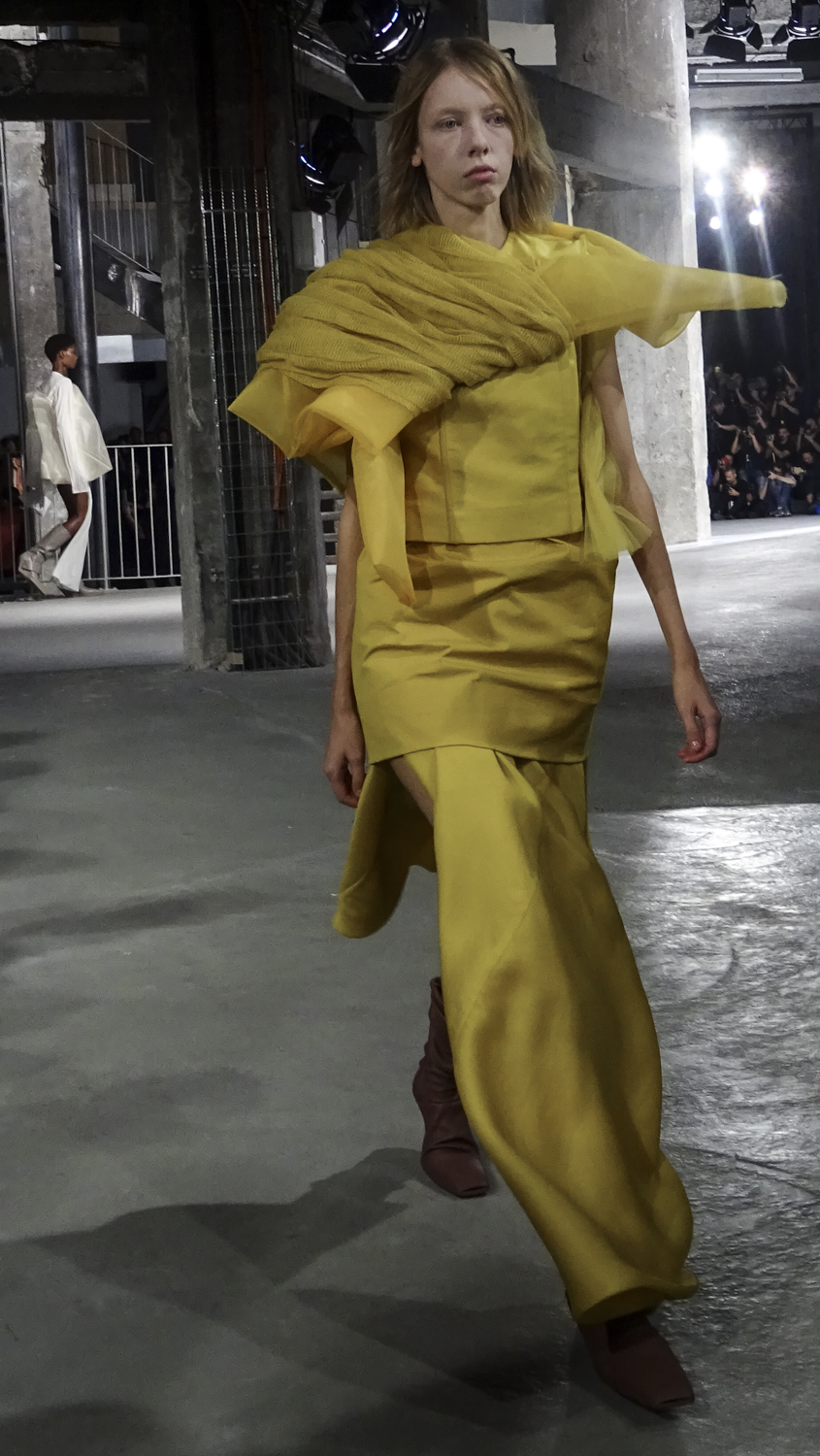 rick owens spring/summer 2017 walrus women by S/TUDIO