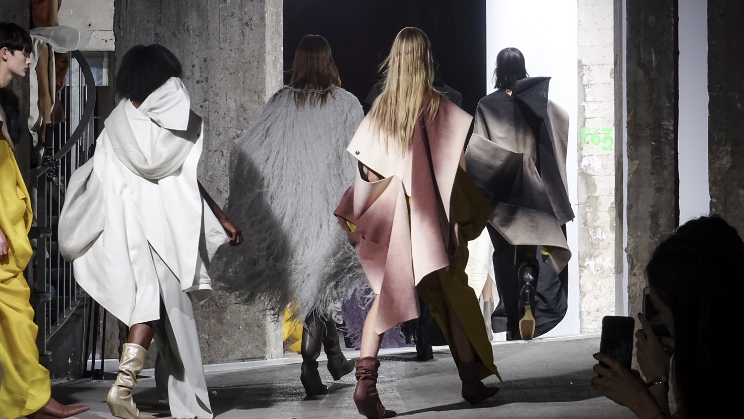 rick owens spring/summer 2017 walrus women by S/TUDIO