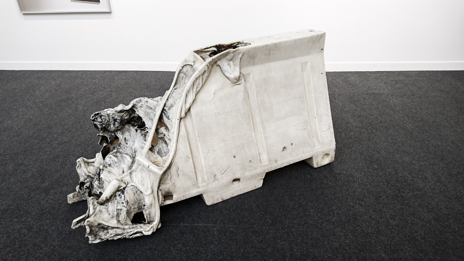 rayyane tabet state change I 2015 sfeir-semler gallery