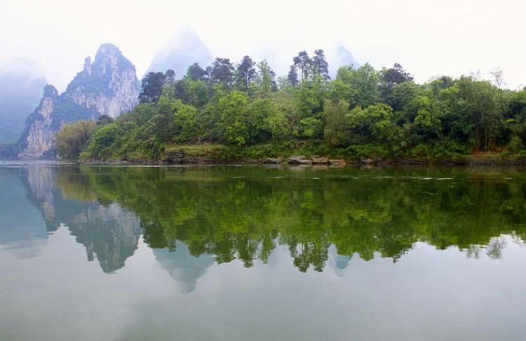 china_rainy_travel_destination_1024x1024.jpg