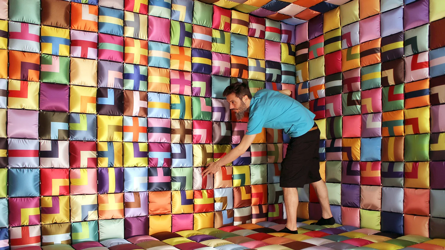 VIEW OF THE INSTALLATION