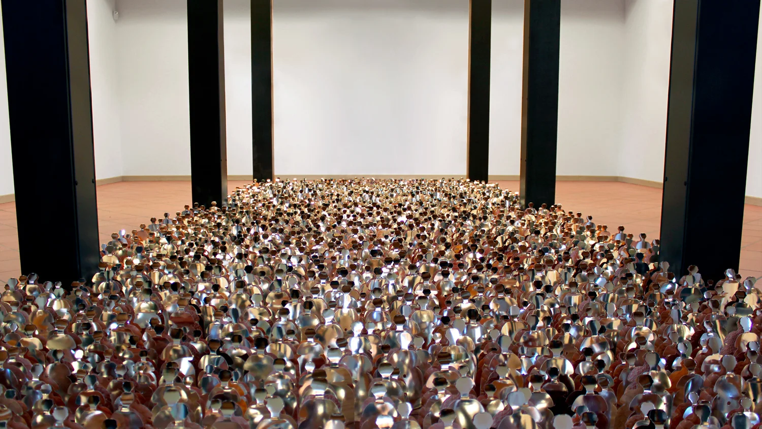 VIEW OF THE INSTALLATION
