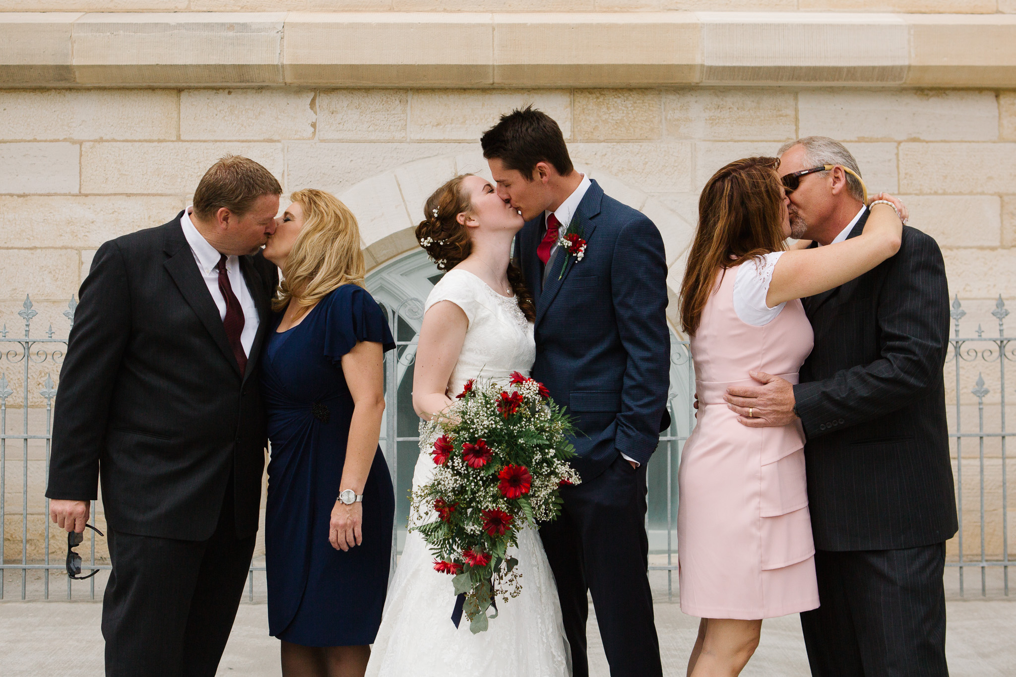 TaylorTaylorWedding_JTP2017_017.jpg