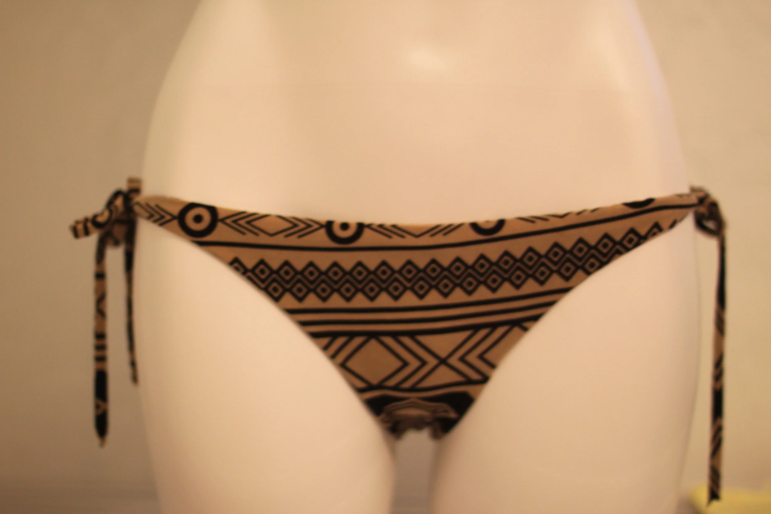 haleiwa nude polynesian.JPG