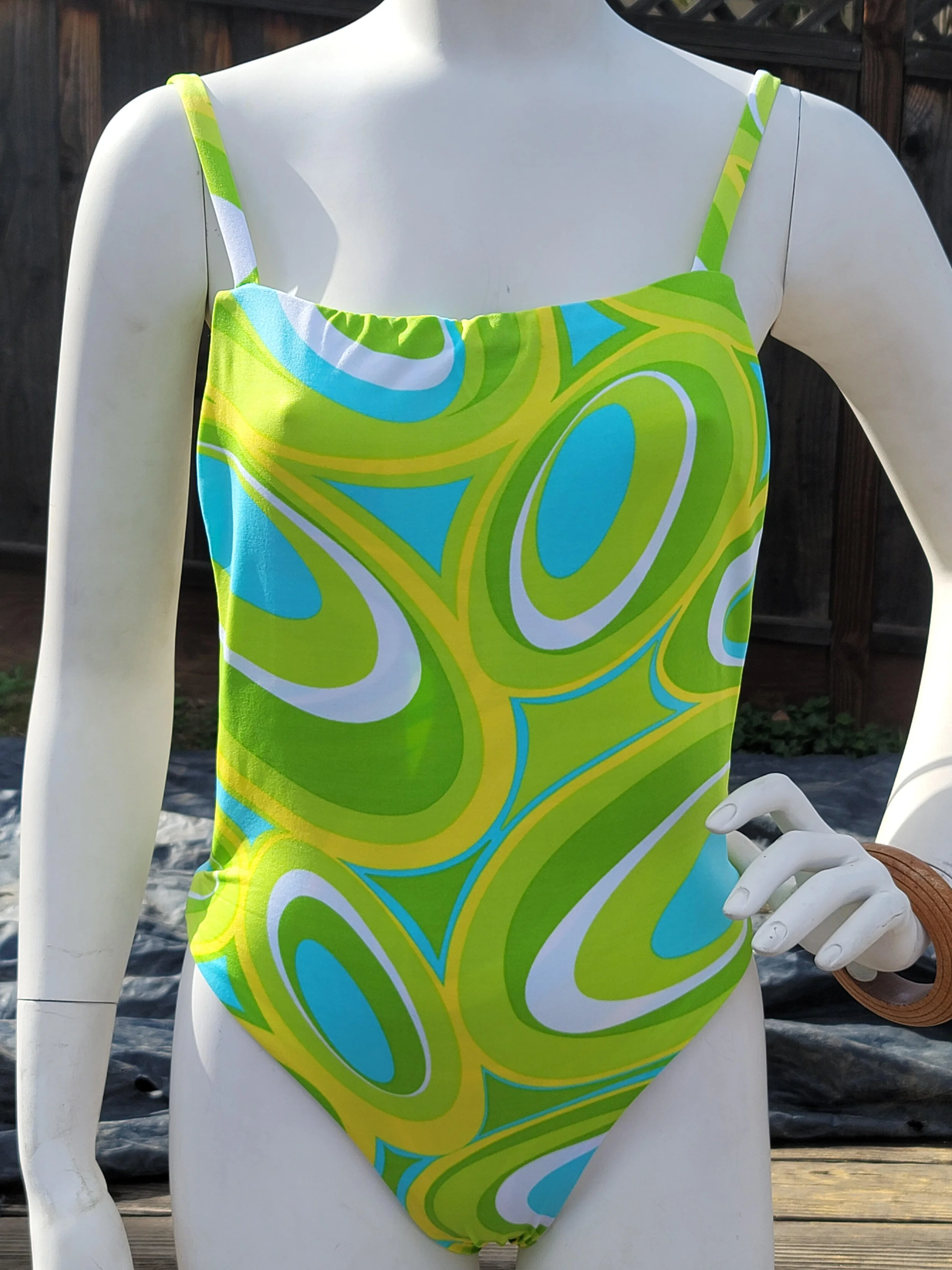 Hollywood Pucci Lime frontview.jpg