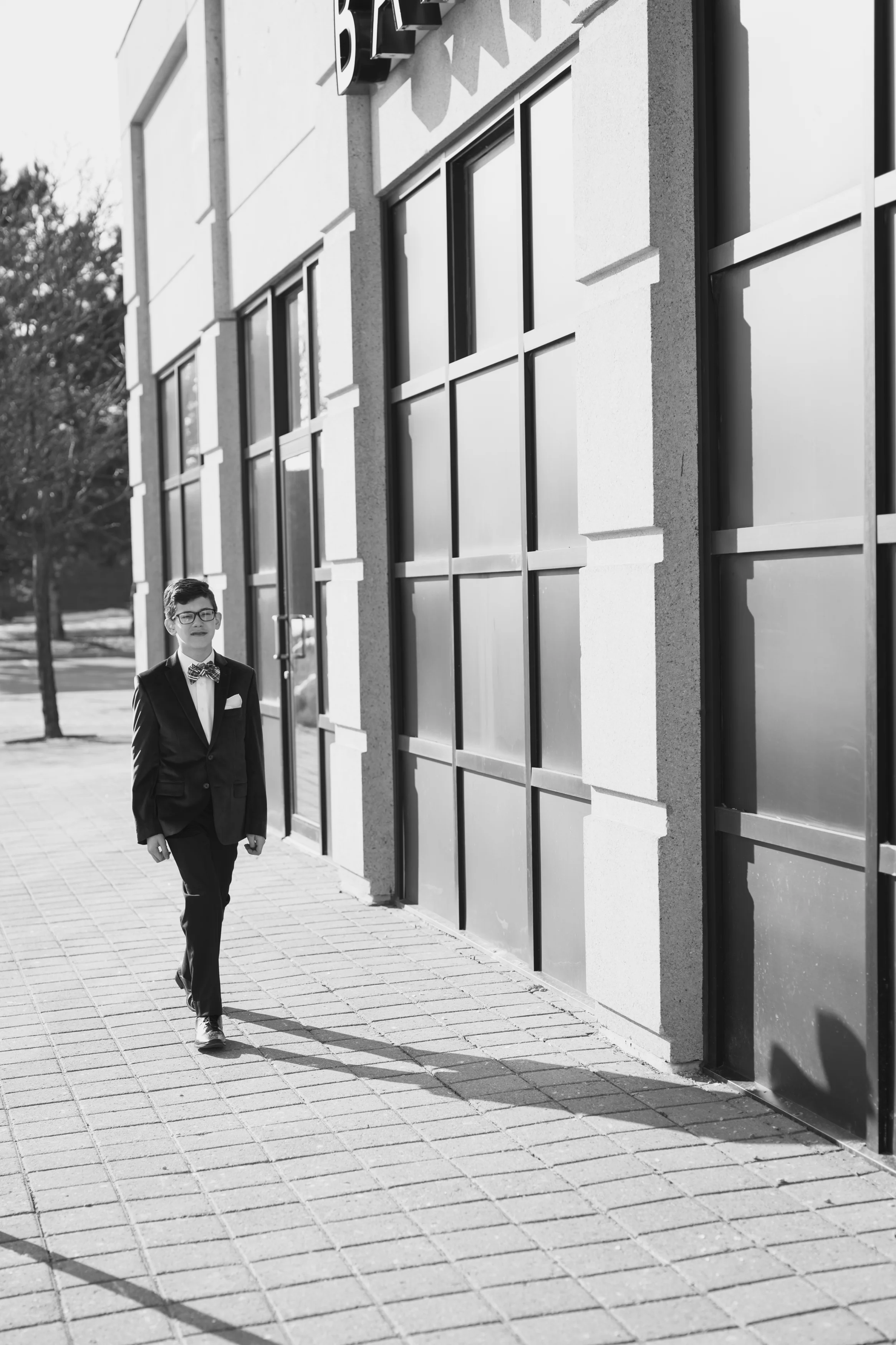 Toronto-Bar-Mitzvah-photography-the-avenue-sole-power-rockpaper-events-mgx-productions