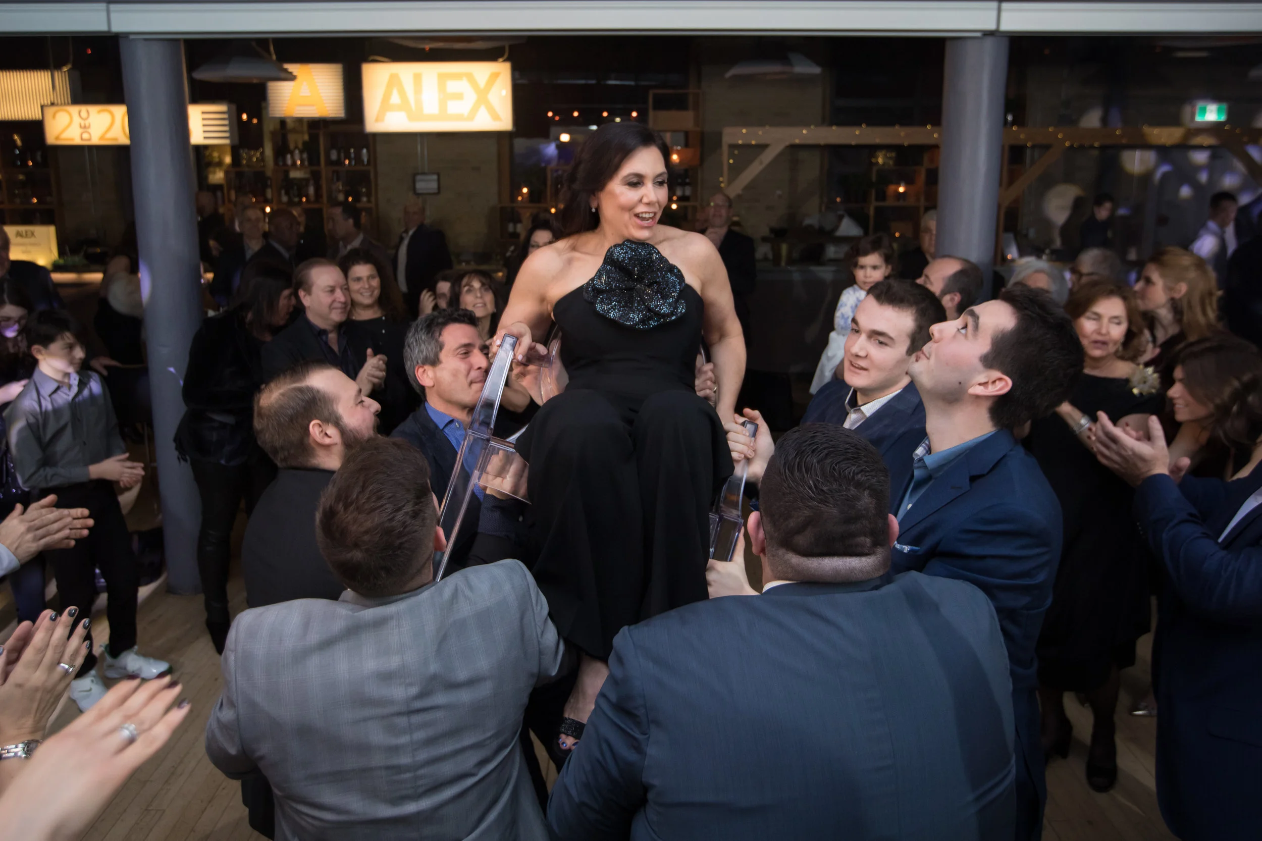 Alex-Party-0365.jpg