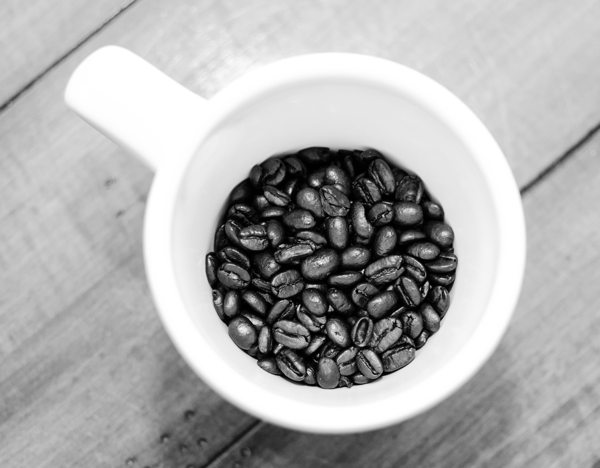 I saw an image on 500px and it inspired me to grab my coffee beans and a mug and voila.