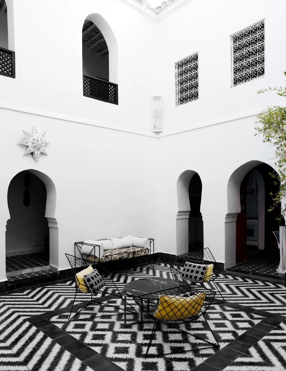 White Rooms a new book on decorating with white ??? Design.daily