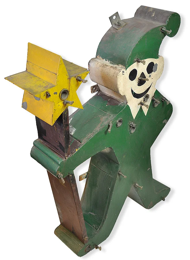 44145tomjonegreen.jpg