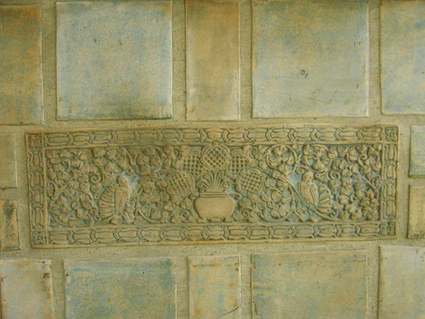 "The importance of Ernest Batchelder as an Arts and Crafts tilemaker cannot be overstated." --Joseph A. Taylor, Tile Heritage Foundation