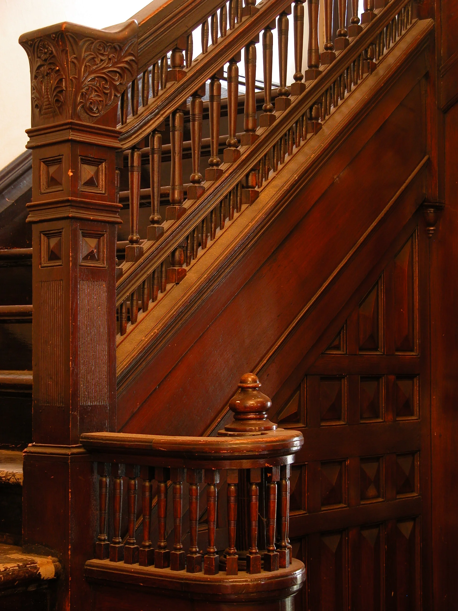 Union Town Pennsylvania Salvage — ARCHITECTURAL ANTIQUES