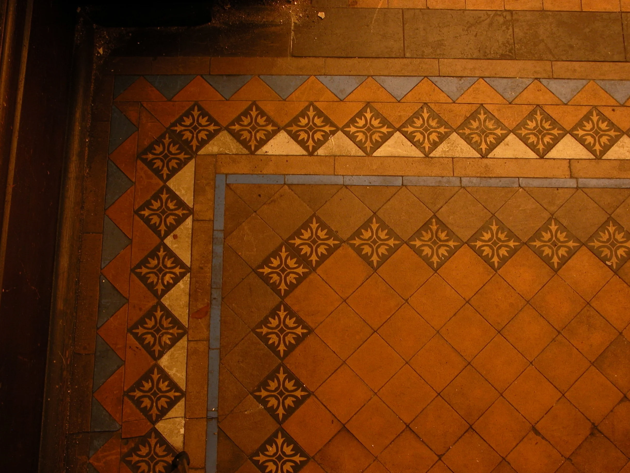 Union Town Pennsylvania Salvage — ARCHITECTURAL ANTIQUES