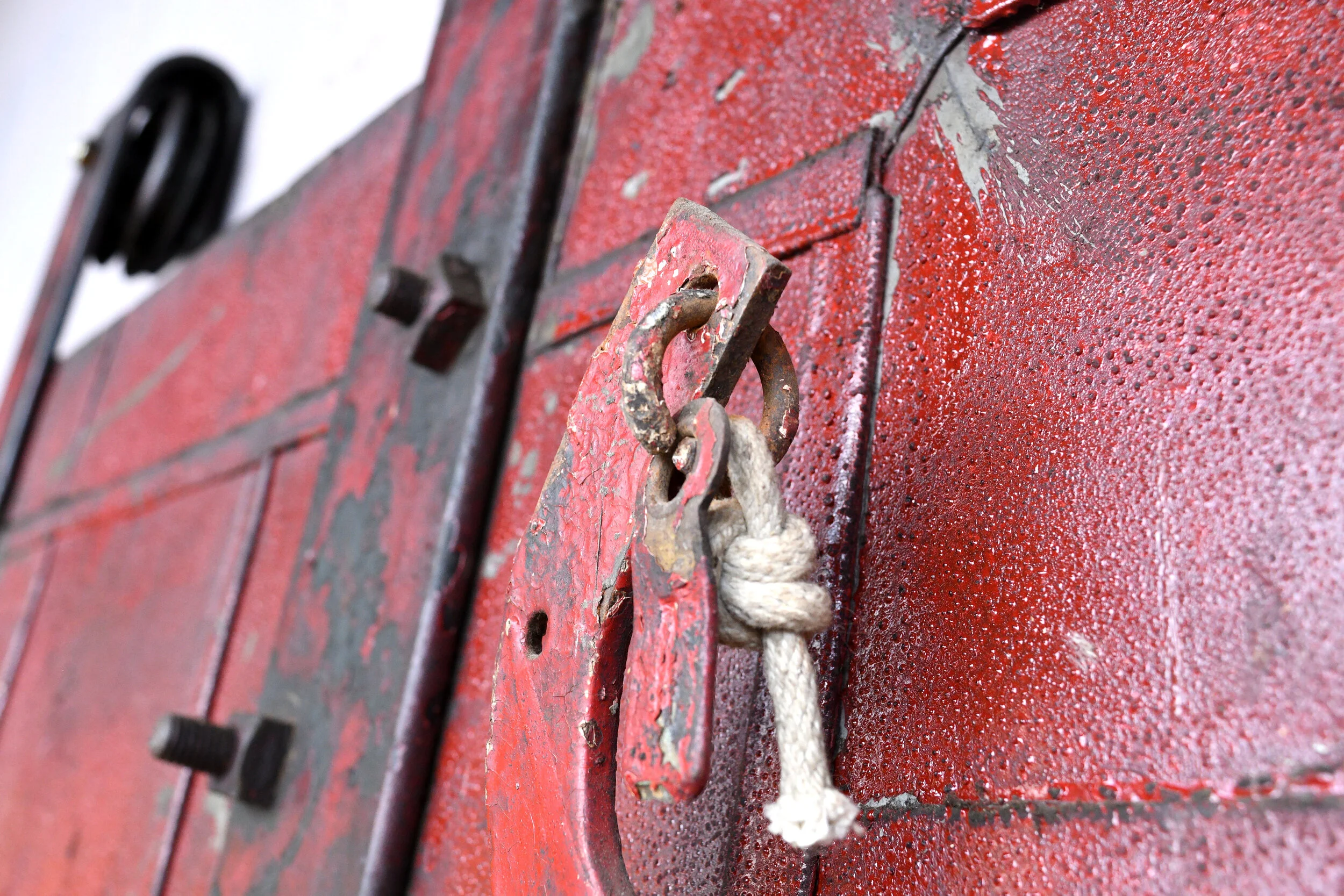 corrugated steel barn door — ARCHITECTURAL ANTIQUES