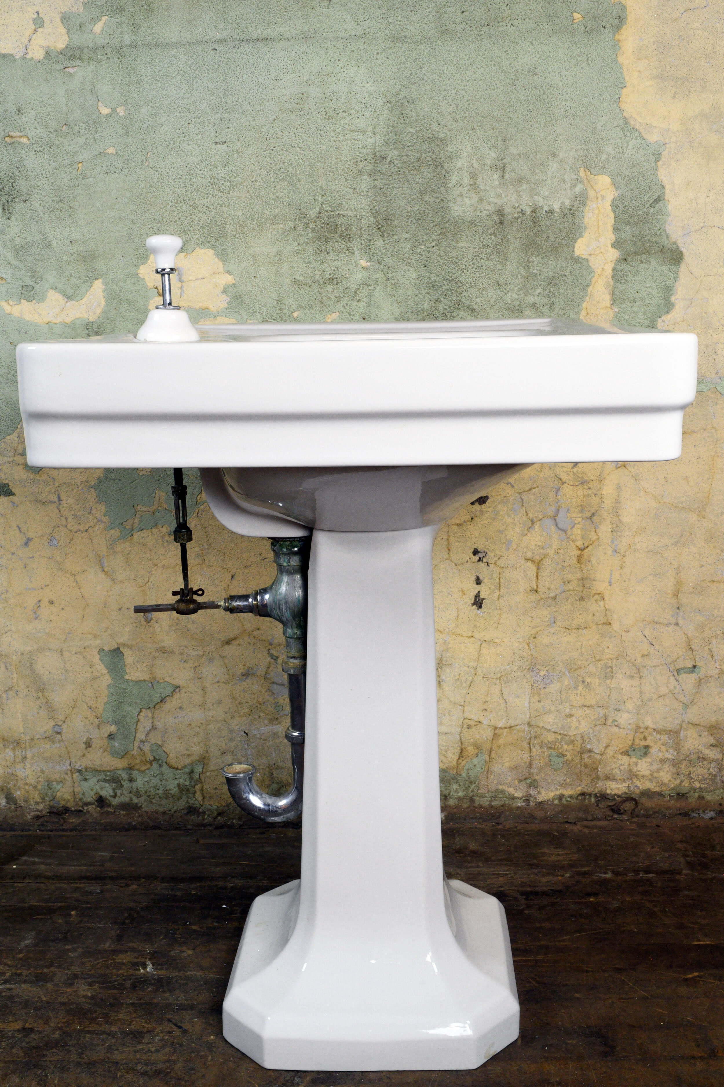 standard tiffin pedestal sink — ARCHITECTURAL ANTIQUES