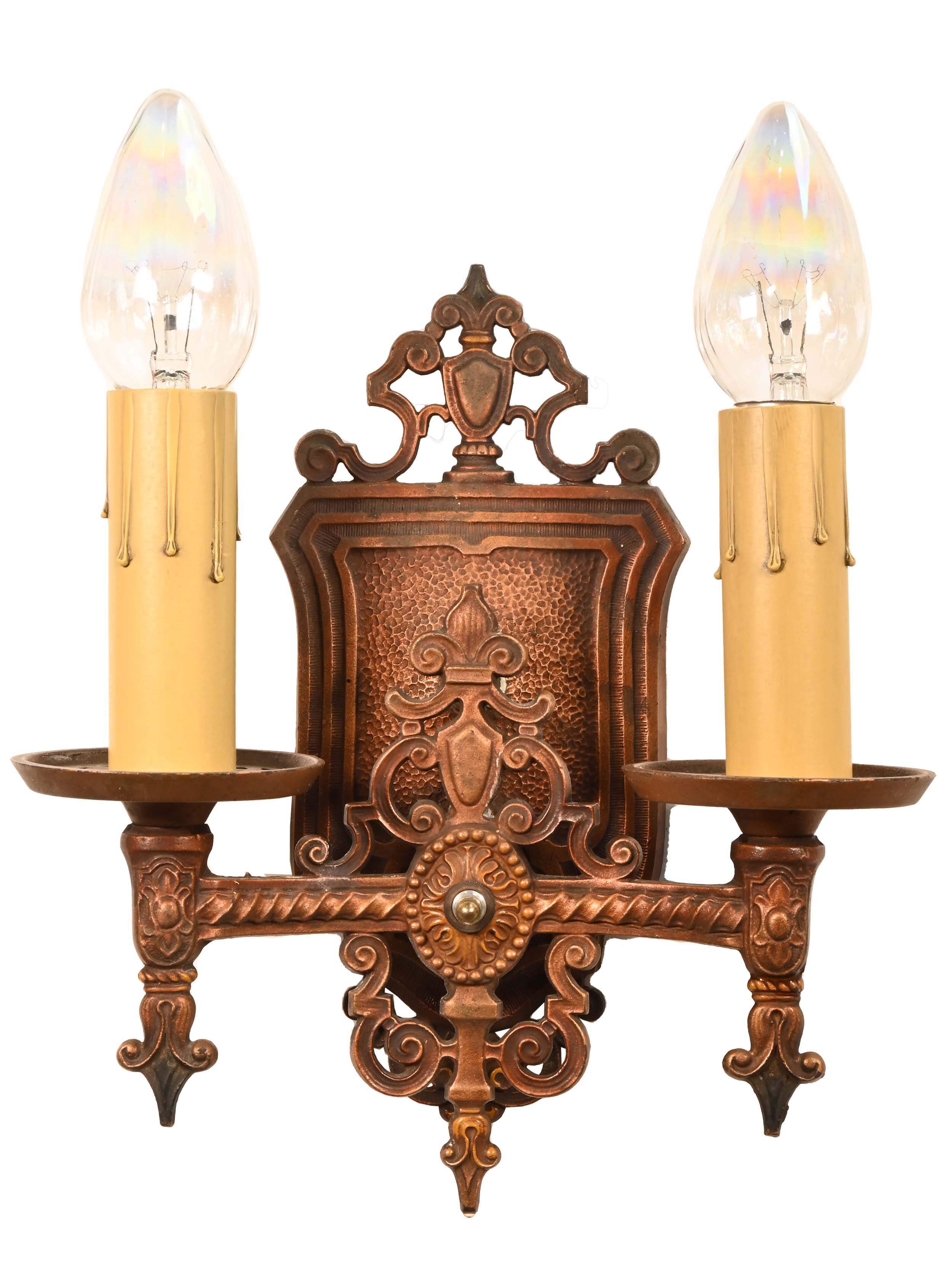 Textured Bronze Finish 31 H x 10 L 91512 31 H x 10 L Deco 79 Victorian-Style Metal and Glass Ornate Candle Sconce