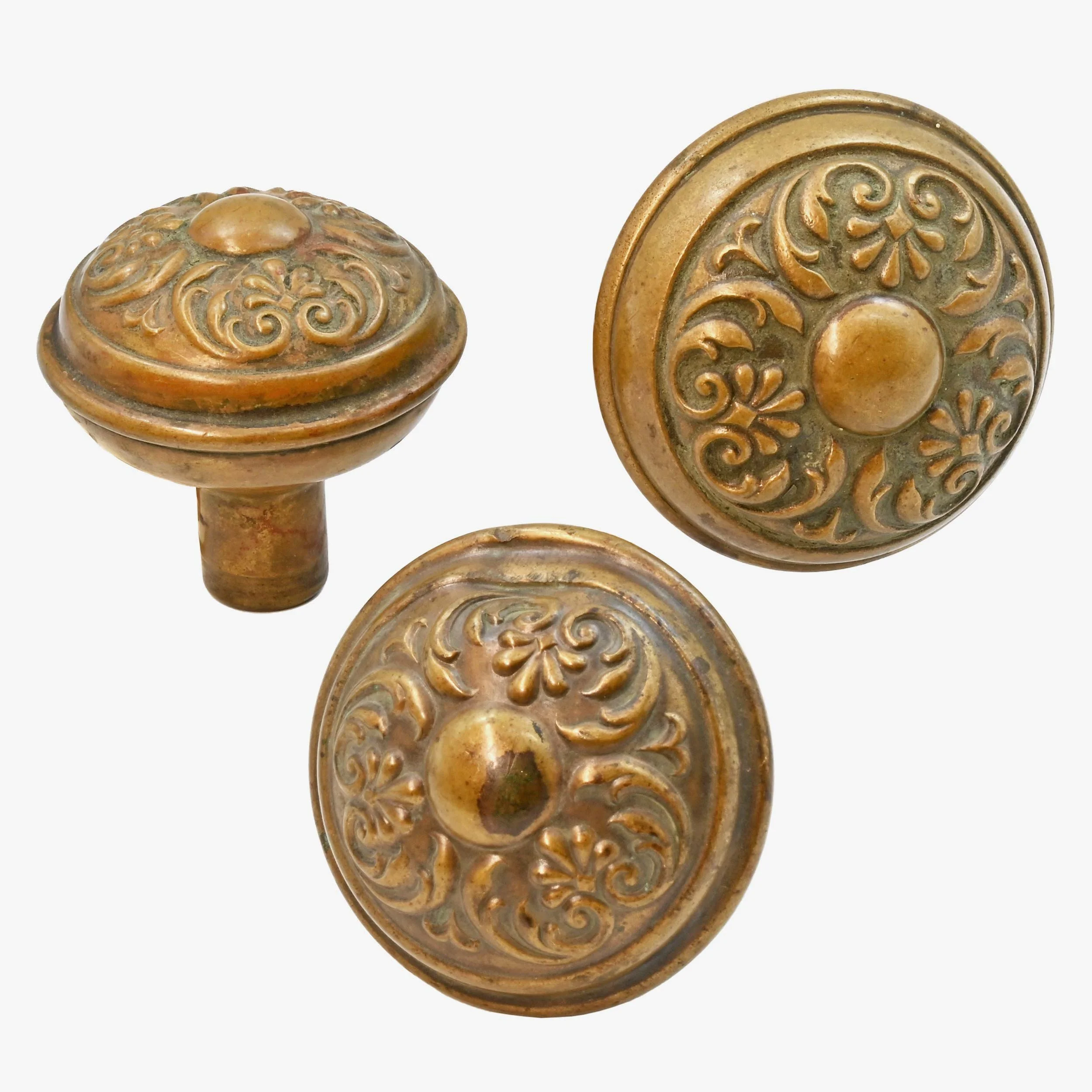 Lockwood Hastings Big And Small Brass Knobs ARCHITECTURAL ANTIQUES Lockwood hastings big and small brass knobs architectural antiques