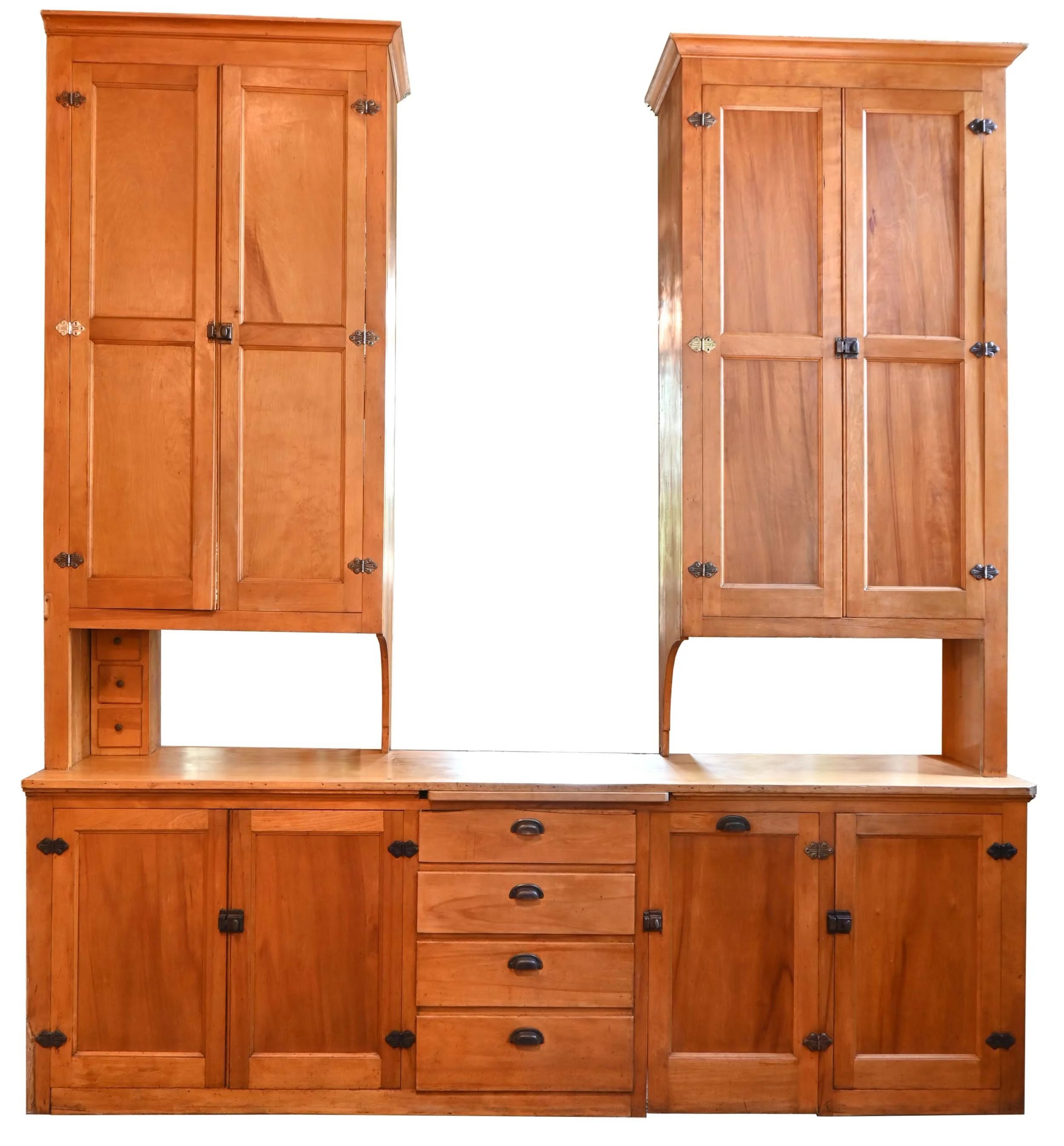 tall maple kitchen with tall double door uppers