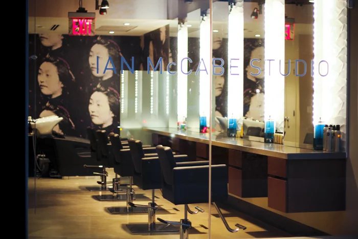 Linam_IanSalon_2014_05.jpg