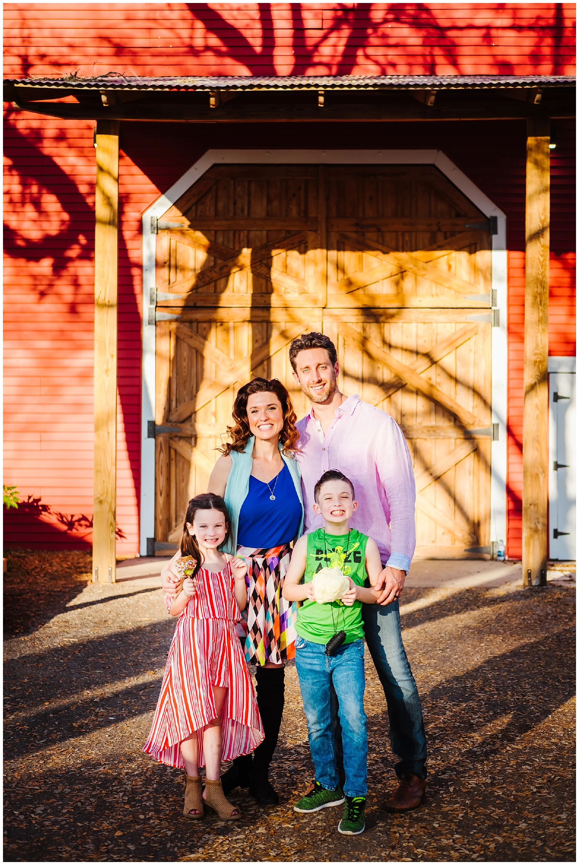 Tampa-colorful-fair-amusement park-dani family session_0002.jpg