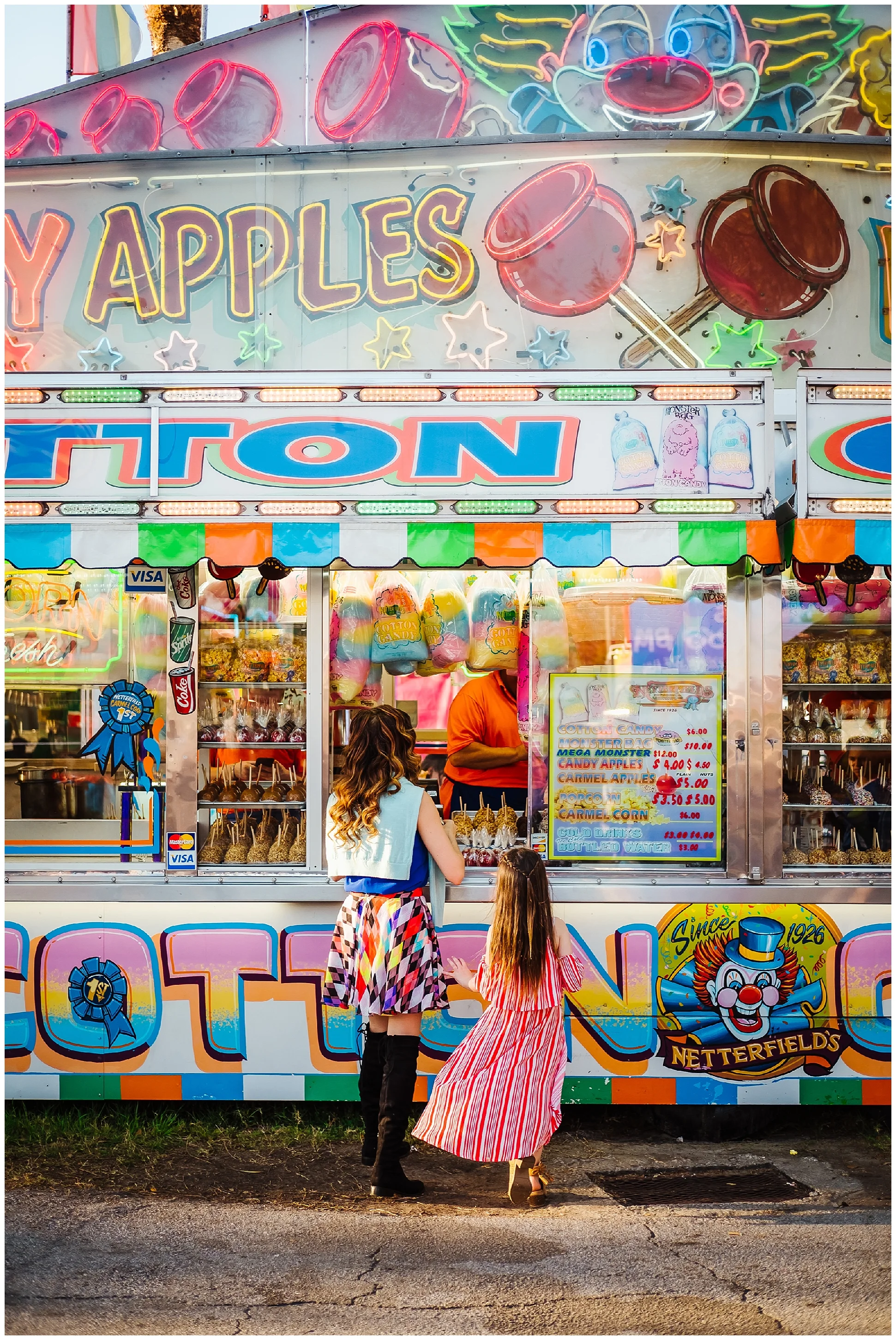 Tampa-colorful-fair-amusement park-dani family session_0004.jpg