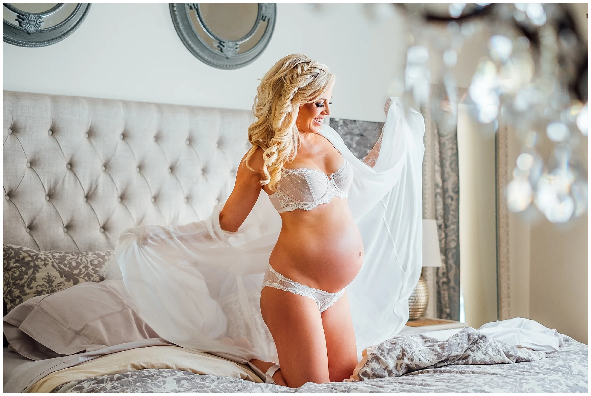 tampa-playful-at home-maternity-boudoir-dogs_0025.jpg