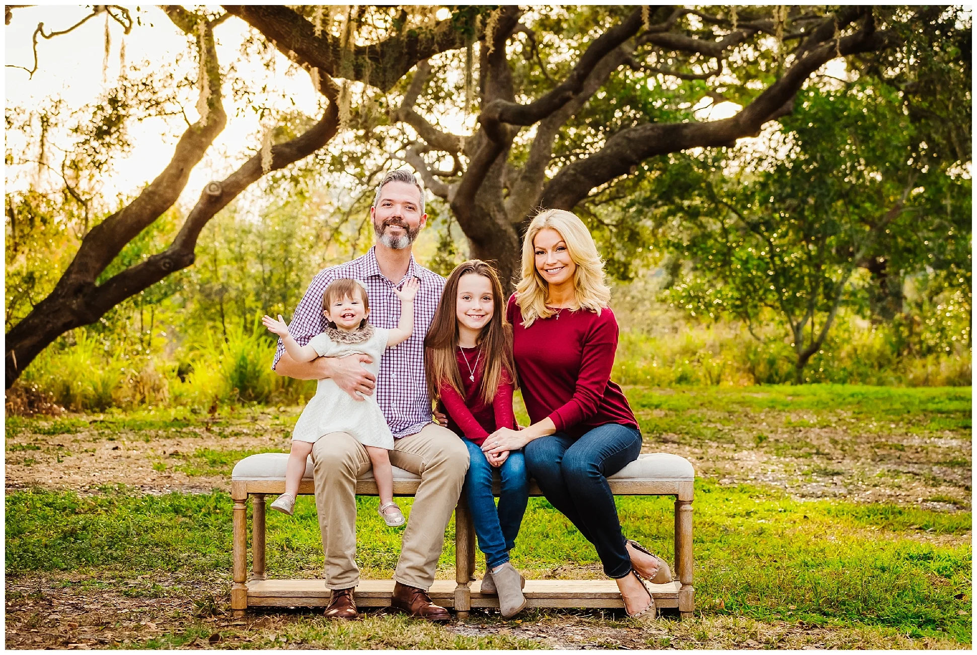 tampa-oak tree-park-holiday-gender reveal-family session_0024.jpg