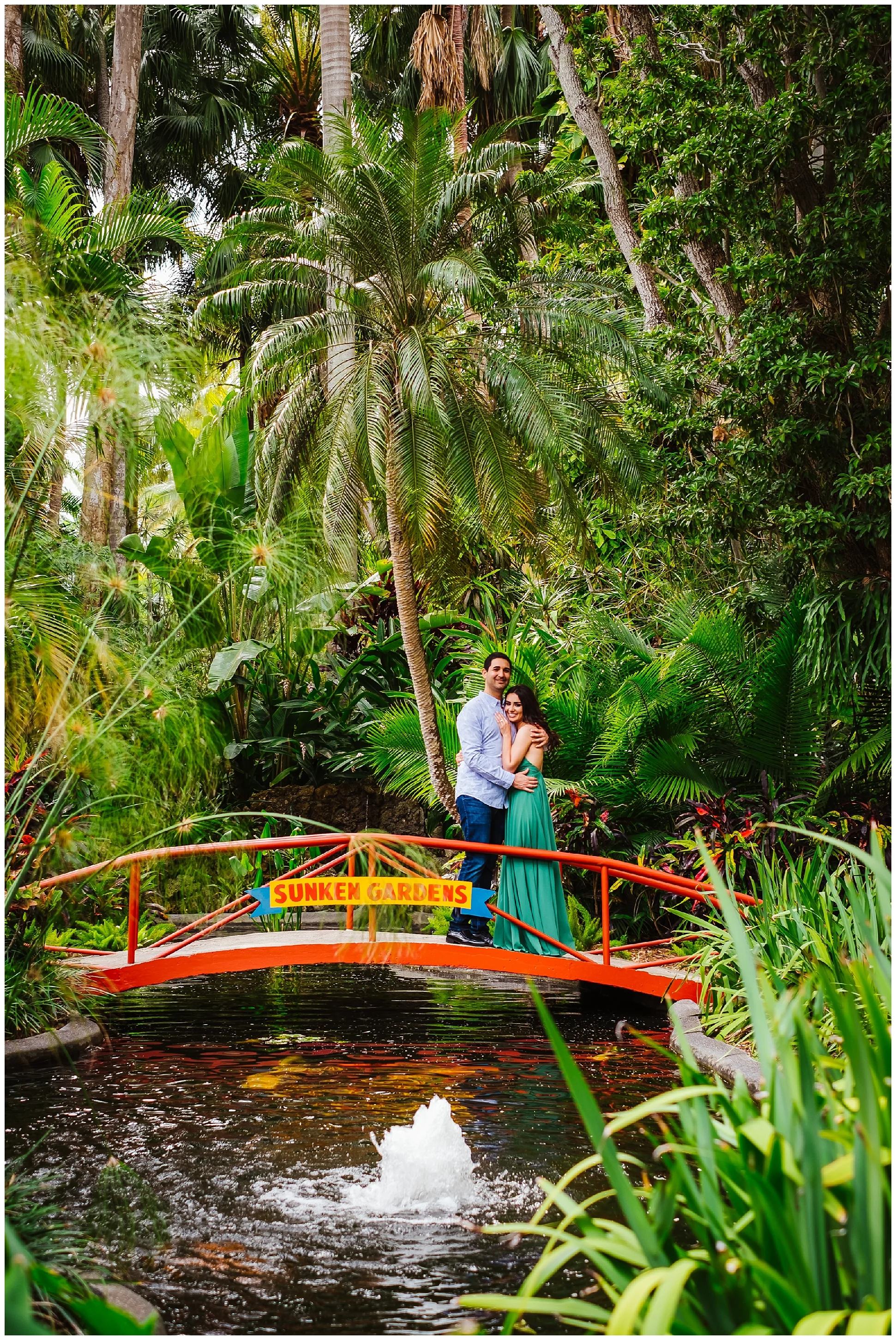 sunken-gardens-engagement-session-photos-teal-flamingos_0009.jpg