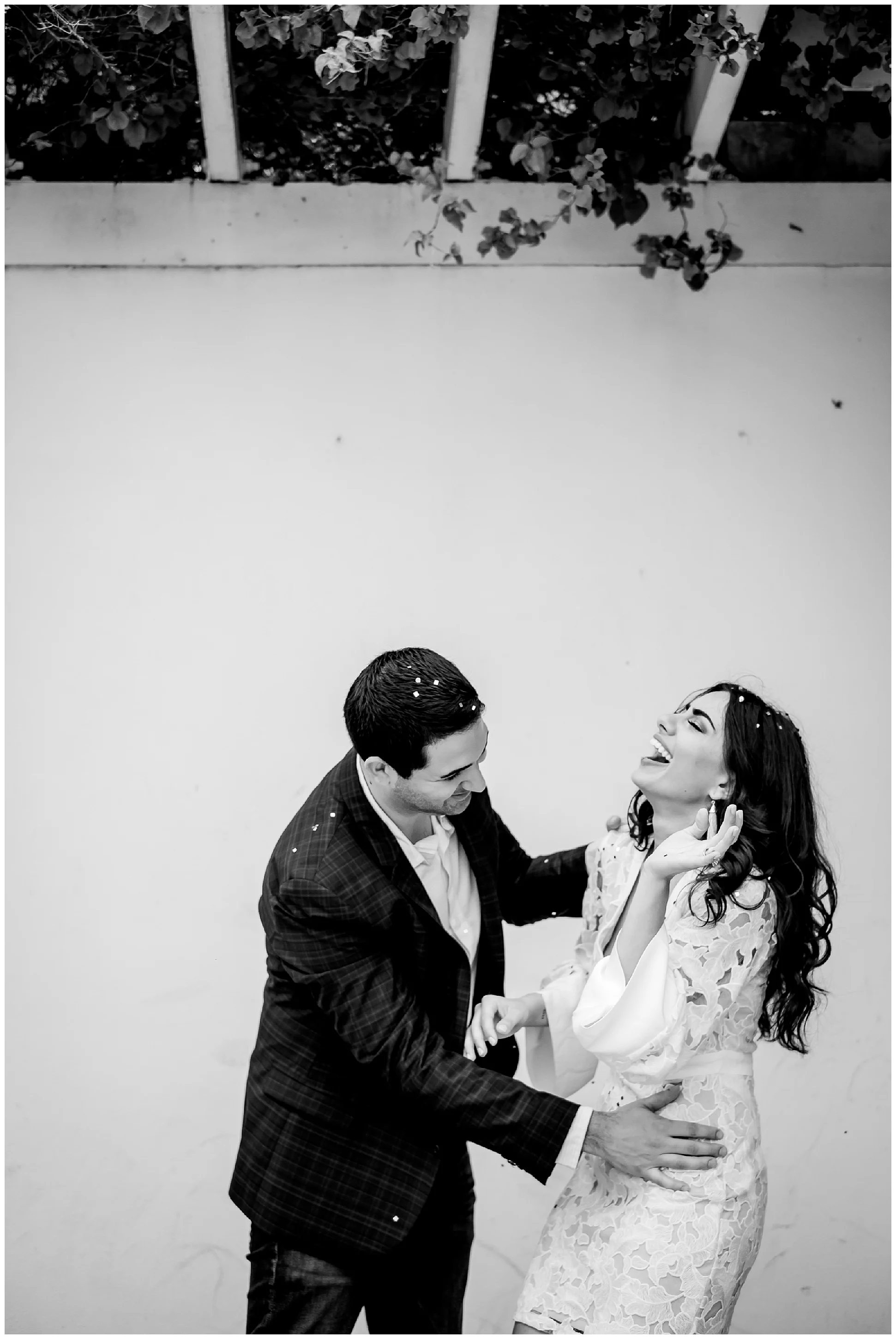 sunken-gardens-engagement-session-photos-teal-flamingos_0036.jpg