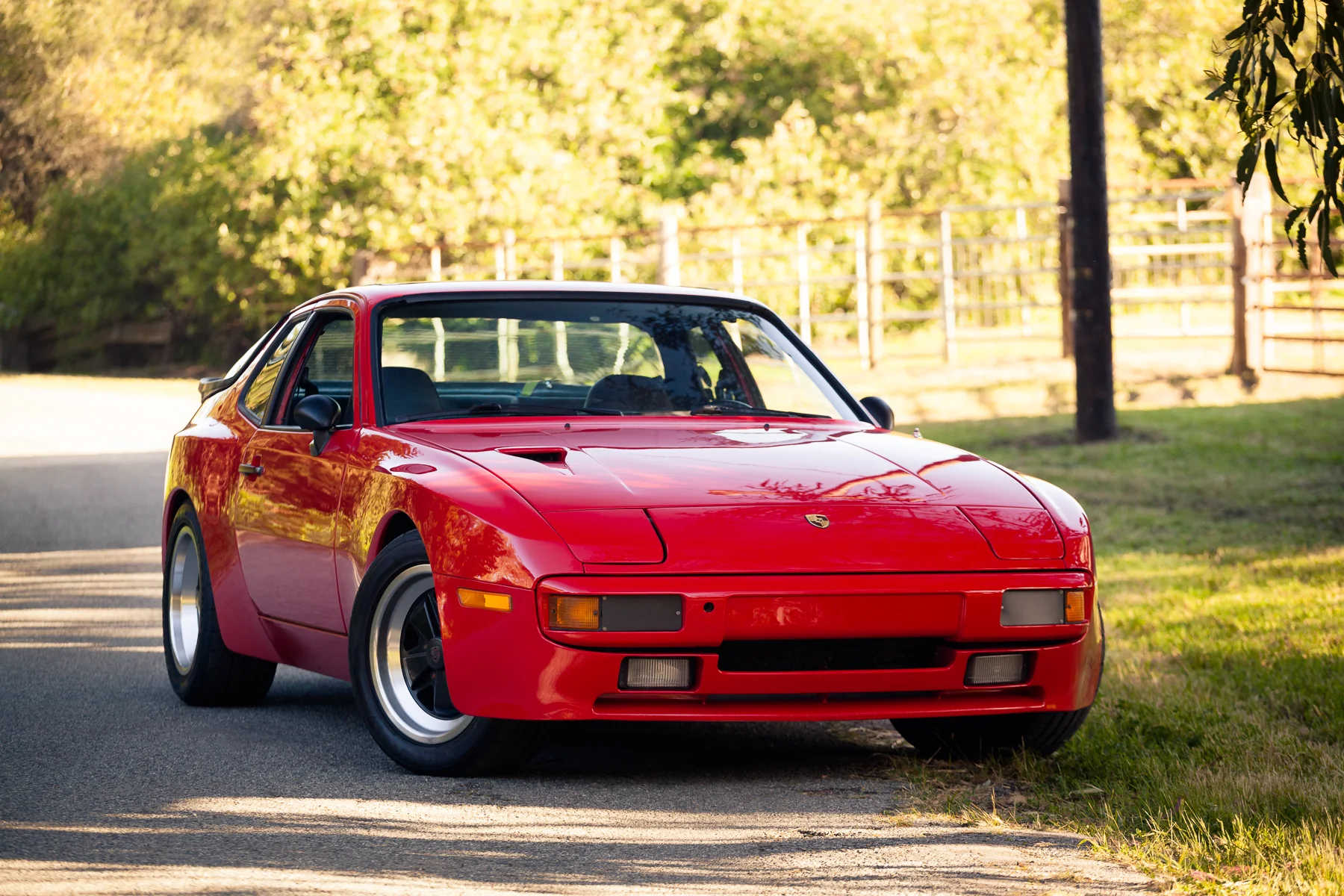 Dwa Project Car 1985 Porsche 944 Dwa