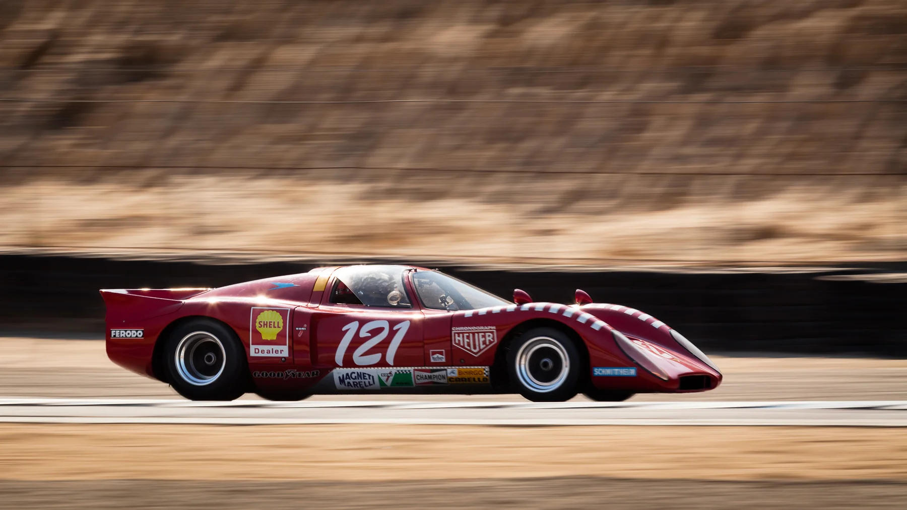 Chevron B16