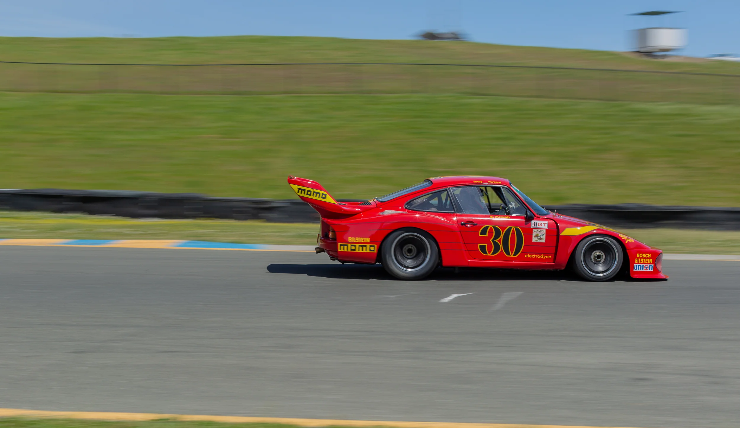 935-1.jpg