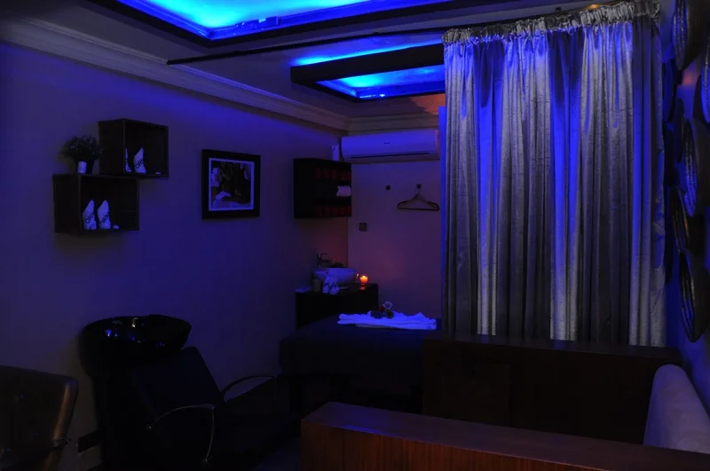 Spa Room 2.jpg