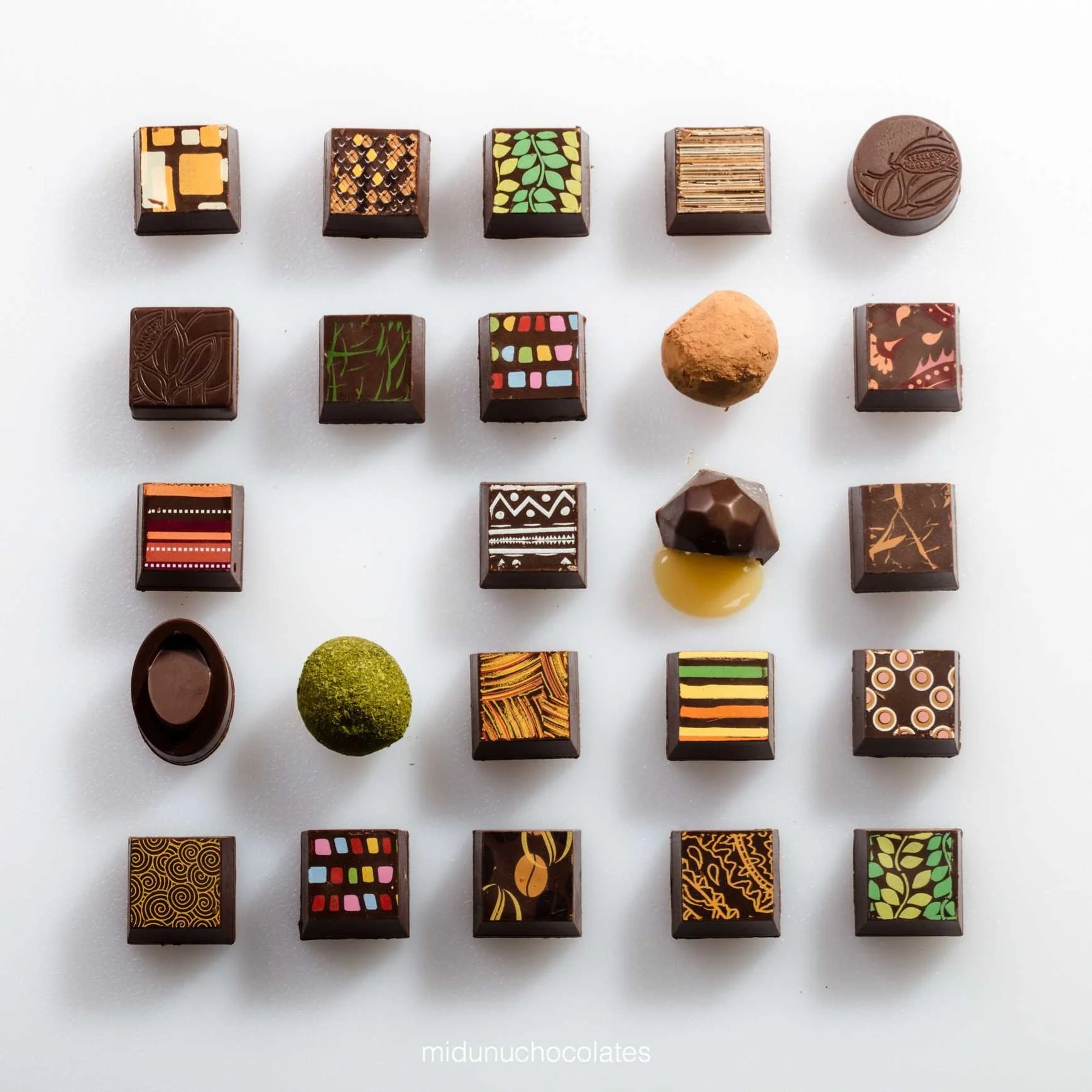Midunu Chocolates Grid.jpg