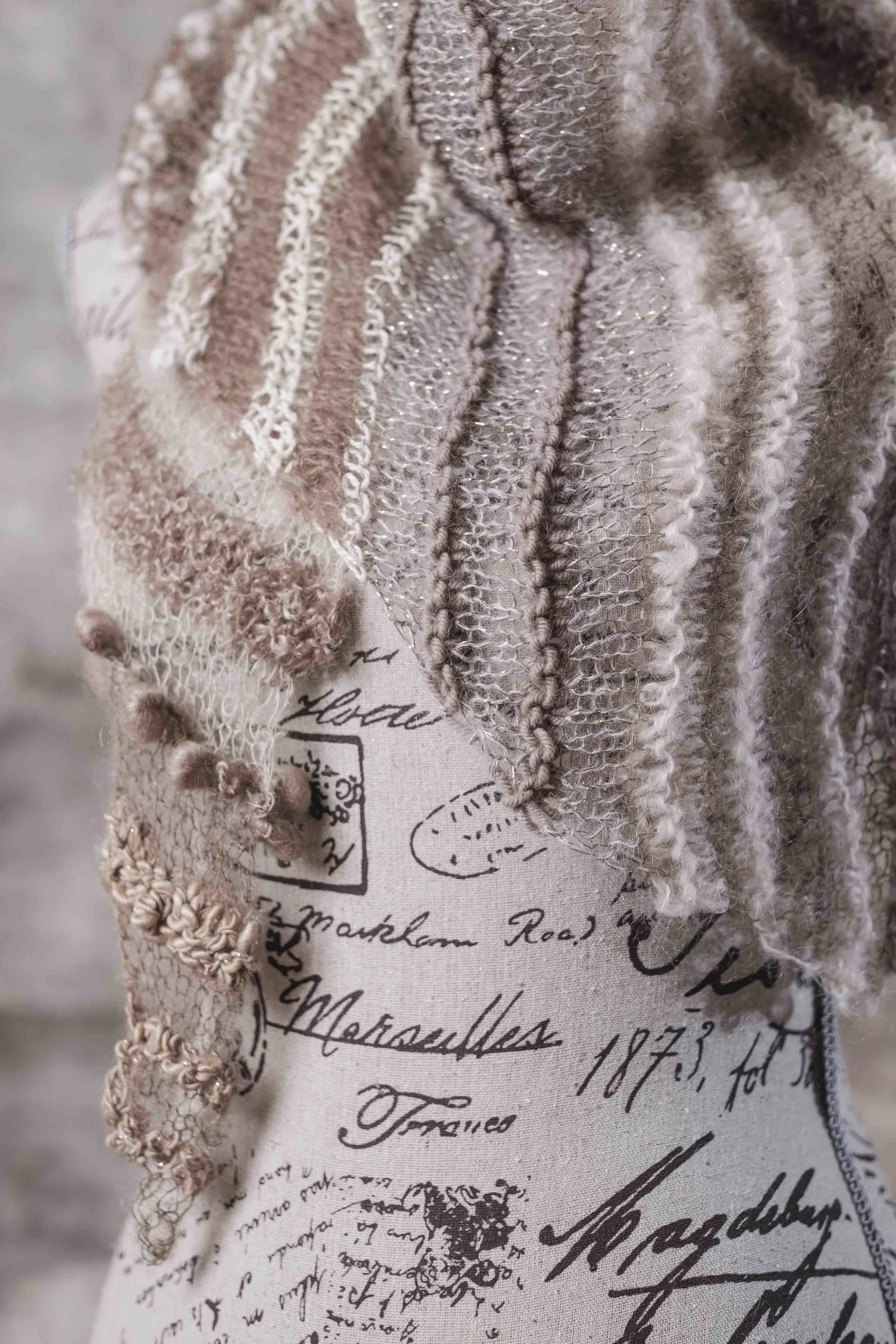 Triangular shawl made with Thick 'n Thin (2).jpg