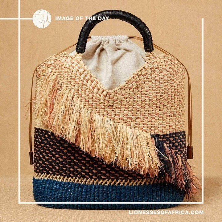 Image of the Day / AAKS

Luxury summer accessories&hellip;We just have to share one of our favourite accessories of the year so far, this beautiful hand-woven bag created by award-winning designer Akosua Afriyie-Kumi and her AAKS brand in Ghana. We l