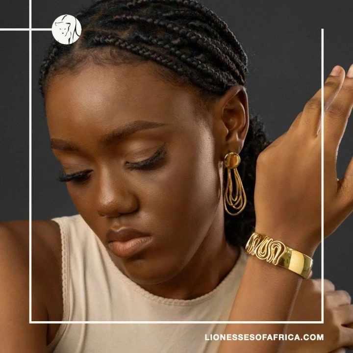 Image of the Day / Ruahh

Heritage-inspired accessories&hellip;Michelle Hammond is the founder and ceo of accessories brand, Ruahh. Her Ghanaian heritage has provided a rich source of inspiration and symbolism that she is rightly proud of. Today, Mic