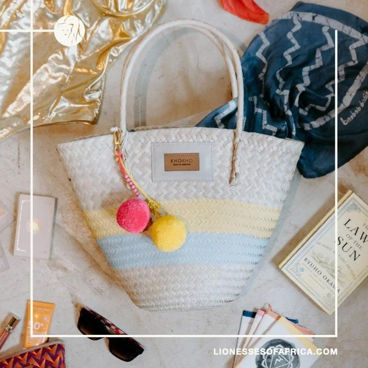 Image of the Day / Khokho Collection

Summer Tote Bag&hellip;We love this super stylish woven summer tote bag, perfect for the weekend from Khokho Collection, founded by social entrepreneurs Philippa Thorne, Sapna Shah and master weaver Zinhle Vilaka