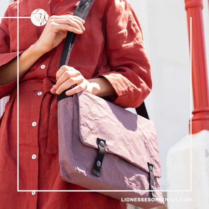 Image of the Day / The Wren Design

Sustainability with Style&hellip;Calling all eco and design-conscious consumers who love products that are both sustainable and beautiful, check out this Messenger Bag from The Wren Design, founded by Wendren Setze