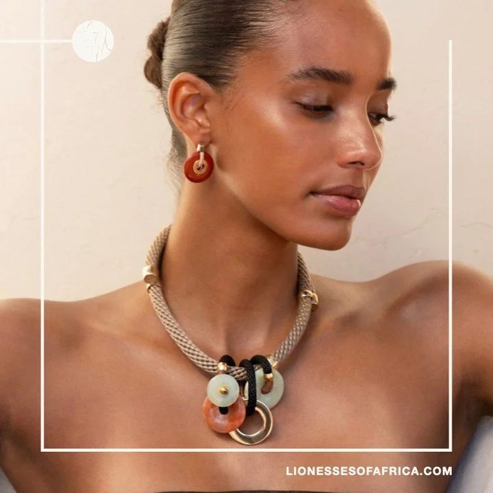 Image of the Day / Pichulik

Statement jewellery&hellip; Introducing Ousia earrings and Satya necklace by Katherine-Mary Pichulik, the founder and designer behind the Pichulik line of accessories. Pichulik is an ethical jewellery, accessories and wom