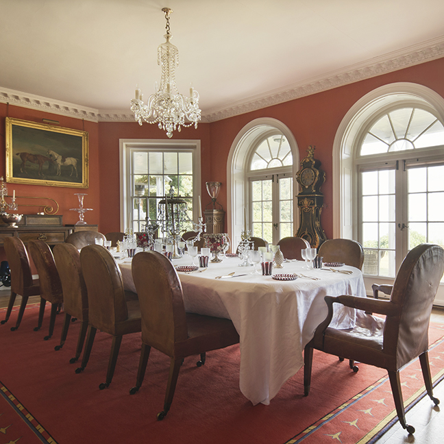 dinningroom.jpg