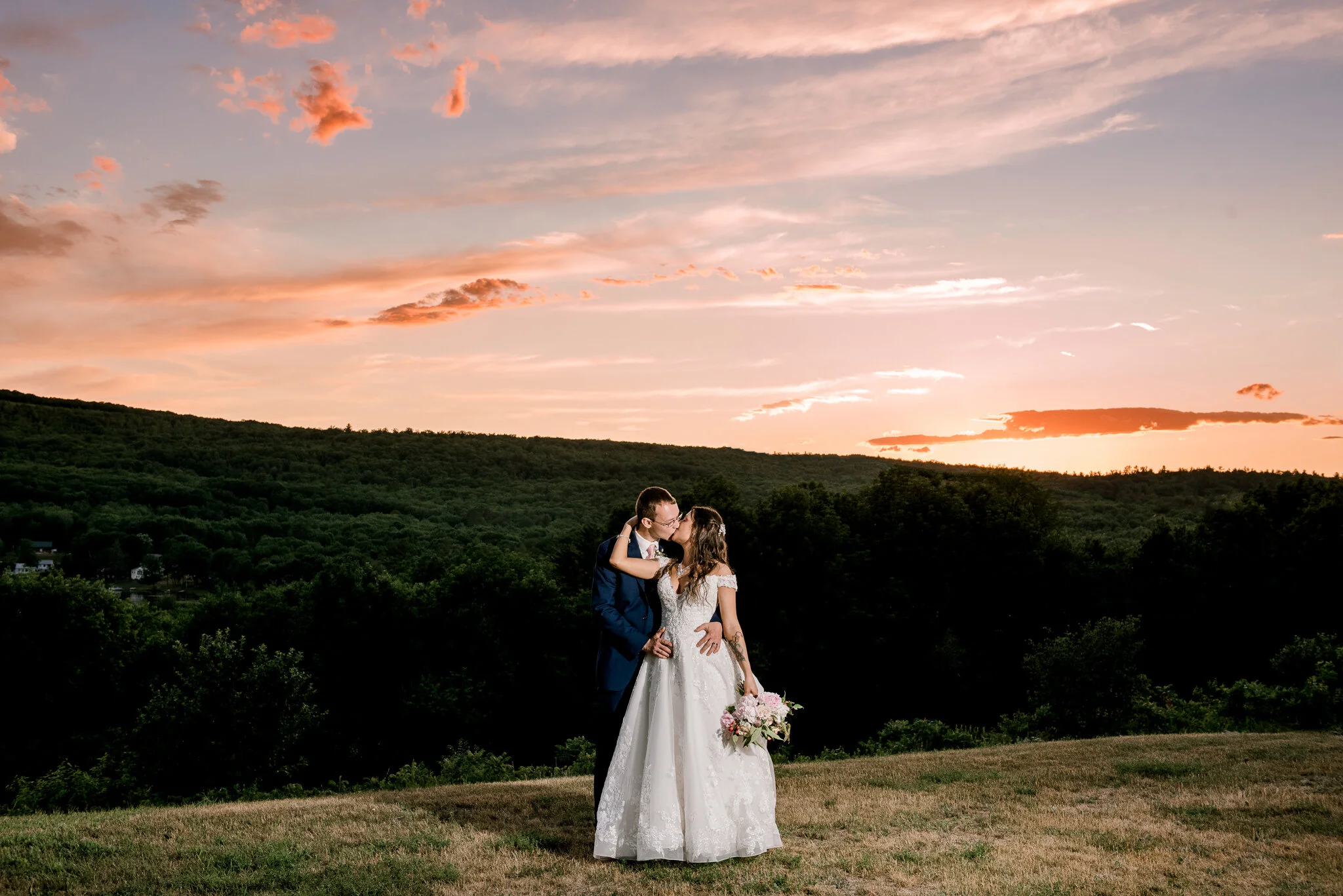 Bonaventura Vineyards Hartford Maine Wedding | Kayla &amp; Maksim