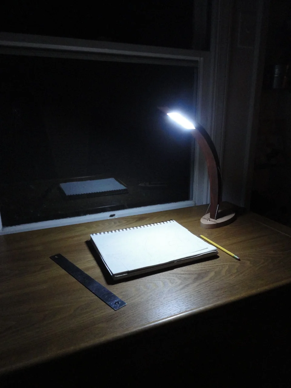Brightness test... The lamp provides a lot of light!