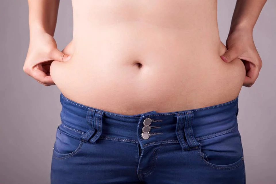 ¿Quieres deshacerte de esos famosos gorditos?