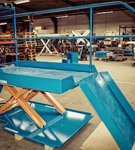 hænglsede ramper m gelænder 270x300 (desktop).png