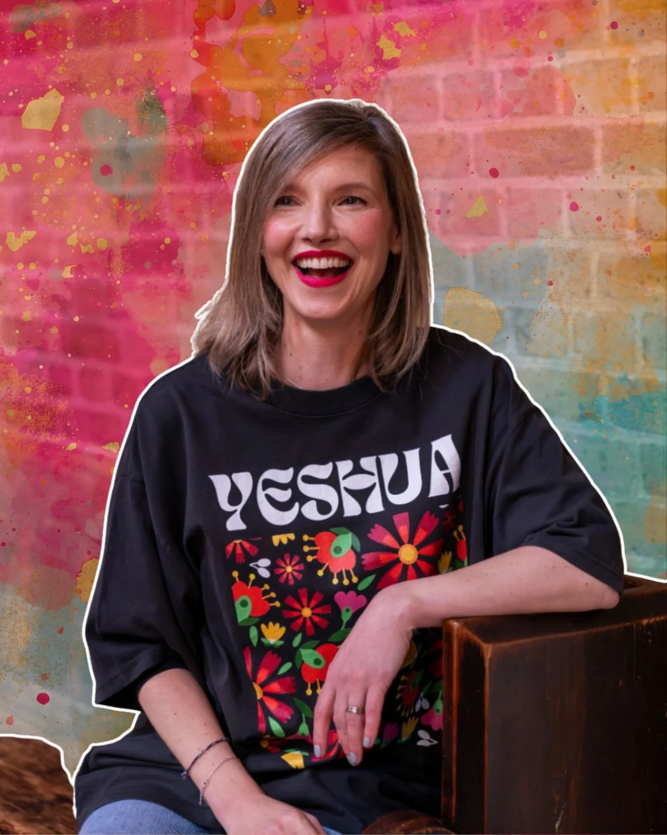 Throwback to last year&rsquo;s @womanalive&rsquo;s cover shoot celebrating 12 beauties for International Women&rsquo;s Day - all looking lush dressed in @livinginlightuk. 
This is my fave shot of the shoot with the lovely wearing the gorj Yeshua Tee.