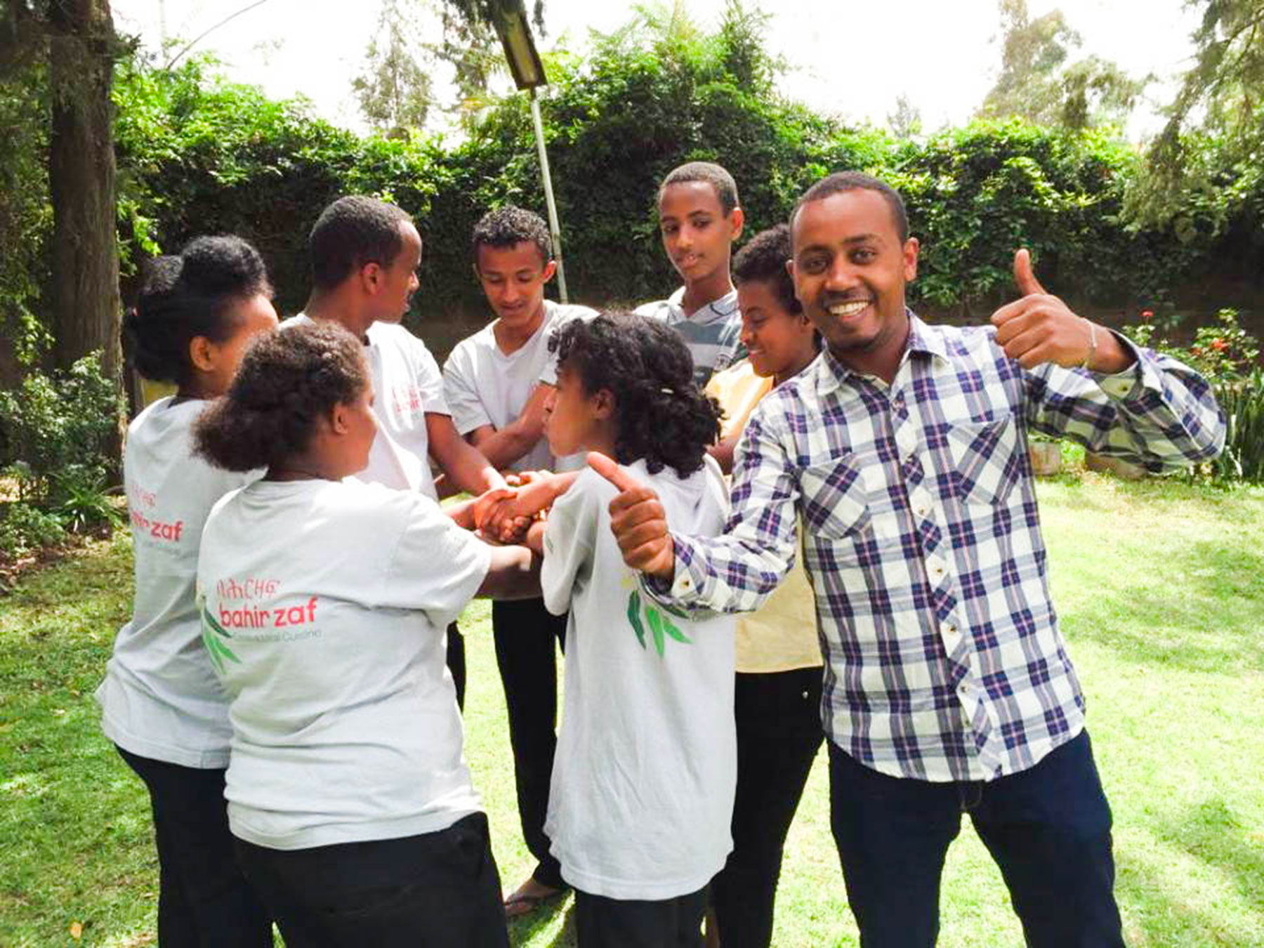 Heyi working with at-risk young people through Friends International