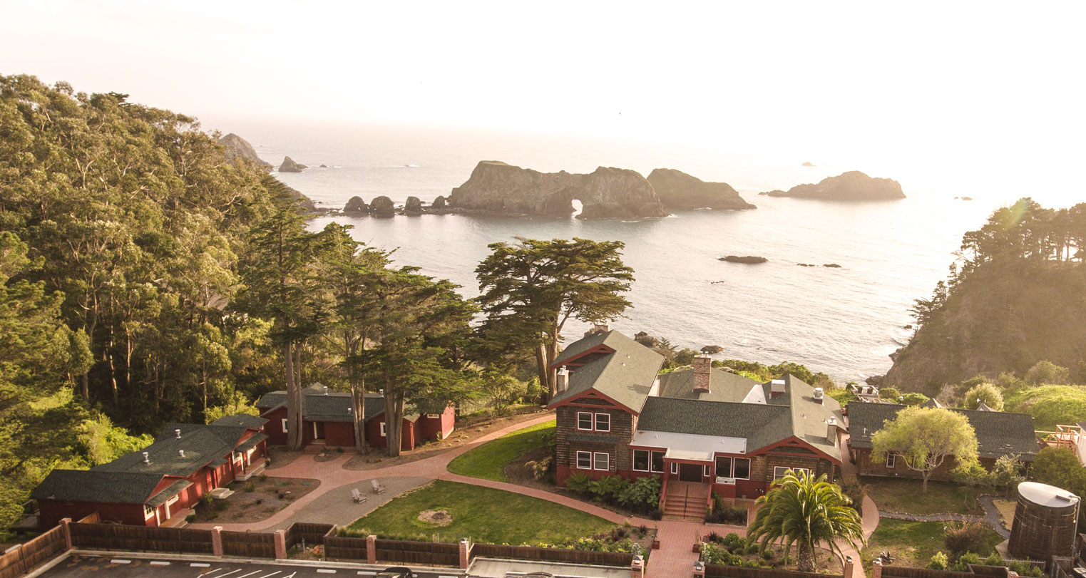 Harbor House Inn in Elk California sits on a bluff above the Pacific Ocean